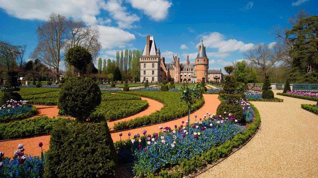 Castel Maintenon Hôtel Restaurant&Spa Exterior foto